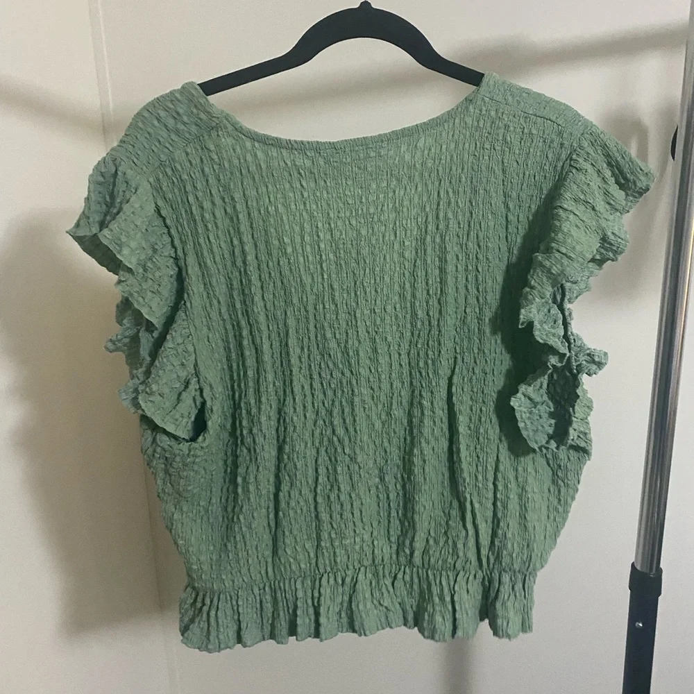 Wrap top - Picture 3 of 3